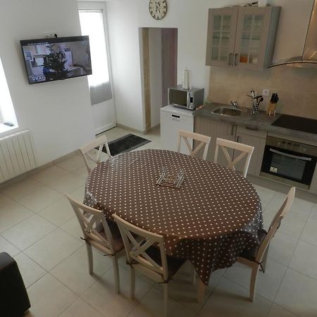 Gite Utah Saint-Laurent-sur-Mer Δωμάτιο φωτογραφία