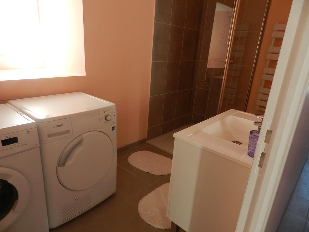 Gite Utah Saint-Laurent-sur-Mer Δωμάτιο φωτογραφία